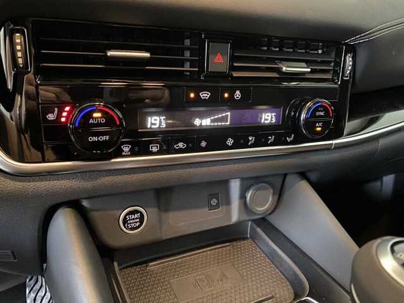 Nissan Qashqai N-Connecta + sofort verfügbar+360°Kamera