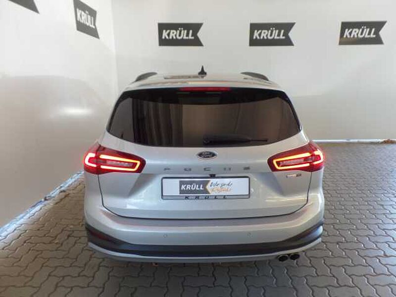 Ford Focus Active X  +AHK+Kamera+Navi+LED