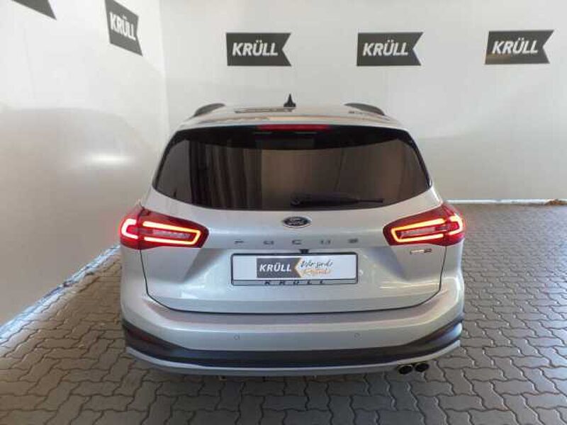 Ford Focus Active X  +AHK+Kamera+Navi+LED