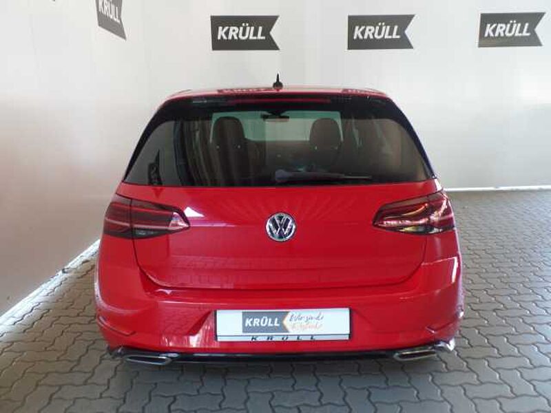 Volkswagen Golf Highline R-Line