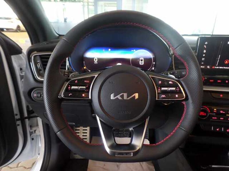 Kia pro_cee'd GT+LED+NAVI+KAM+Leder