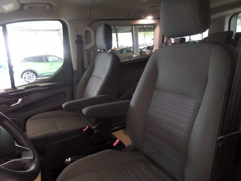 Ford Transit Custom 320 L1 Tourneo Titanium *8-Sitze*AHK*