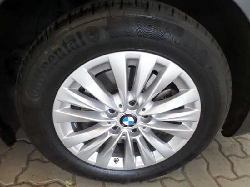 BMW 220 Active Tourer 220 i Advantage