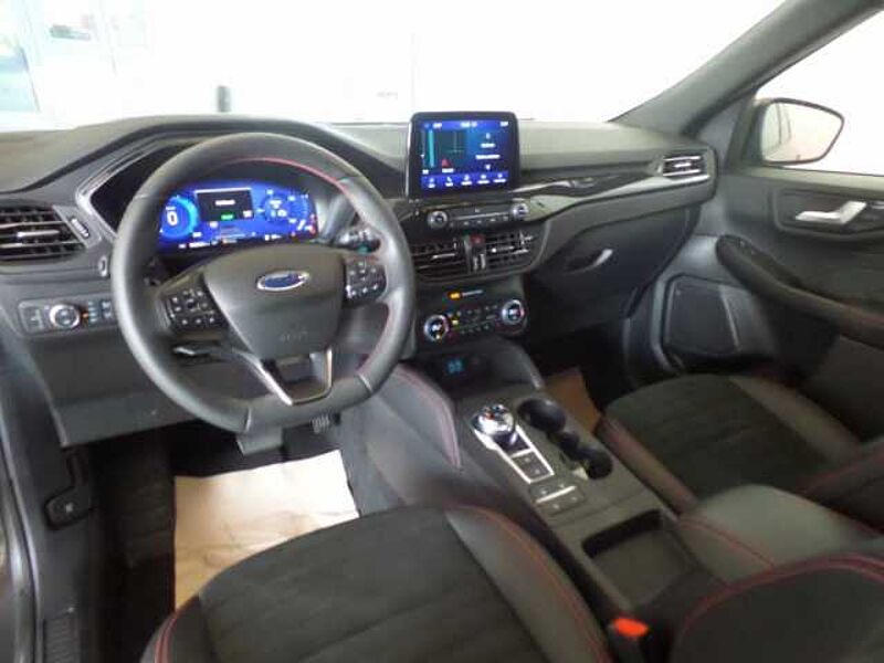 Ford Kuga Hybrid ST-Line X +Panorama+BlindSpot