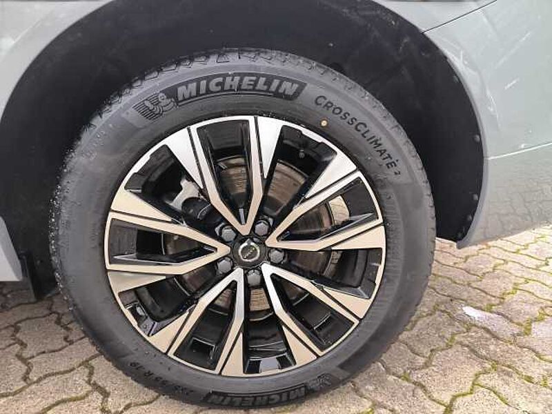 Volvo XC 60 Plus Dark 2WD+LED+Schiebedach+AHK