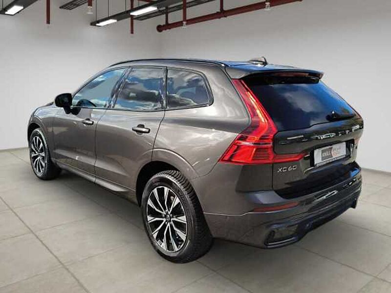 Volvo XC 60 Plus Dark 2WD+LED+Schiebedach+AHK