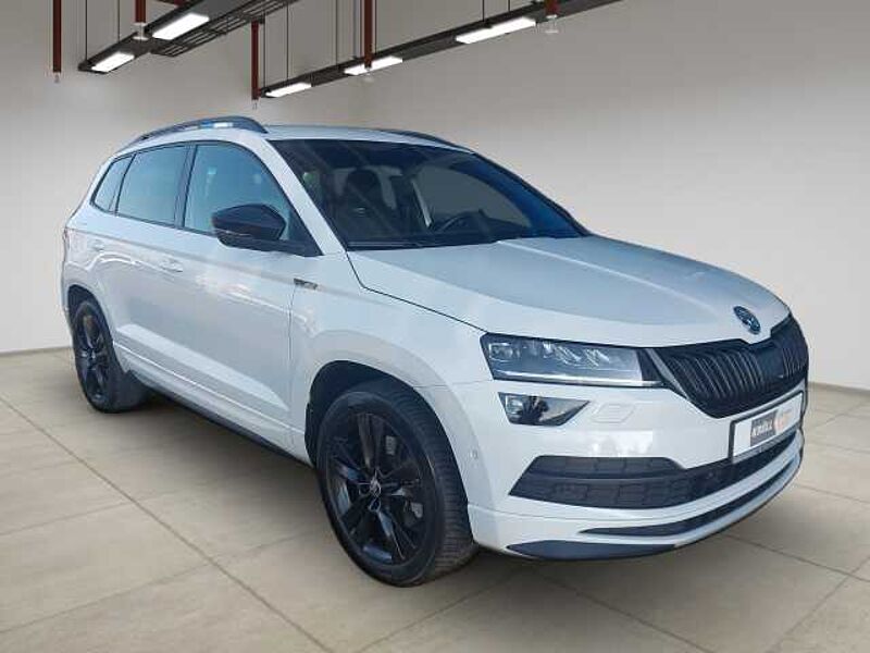 SKODA Karoq Sportline 4x4 +NAVI+LED+8-Fach+