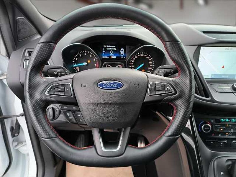 Ford Kuga ST-Line+Navi+Winter-Paket