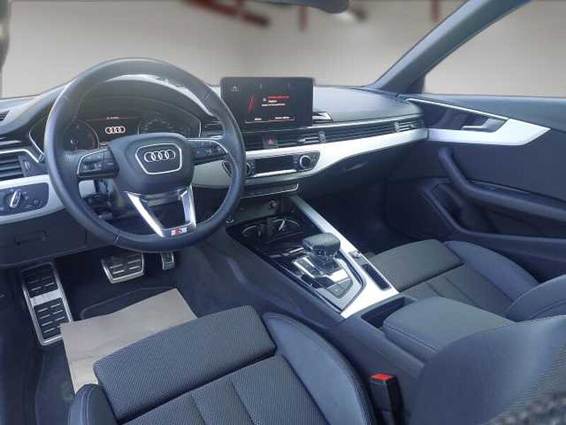 Audi A4 Advanced S line