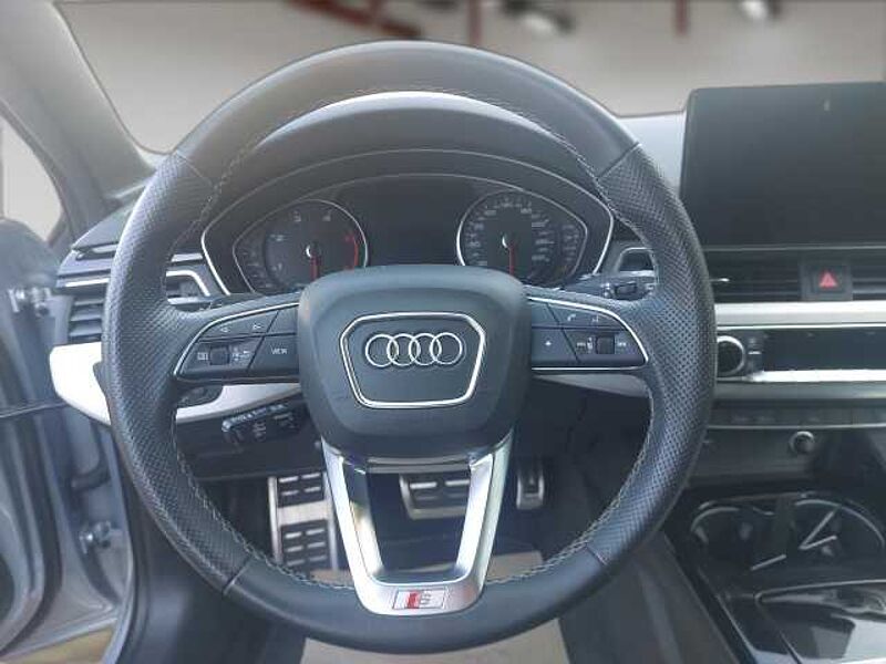 Audi A4 Advanced S line