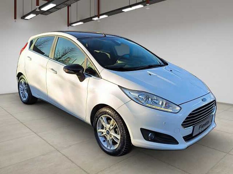 Ford Fiesta Titanium+Automatik+Allwetter+KAM