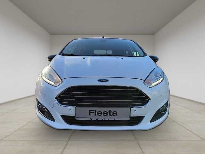 Ford Fiesta Titanium+Automatik+Allwetter+KAM