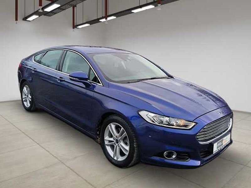 Ford Mondeo Titanium+Navi+Winterräder