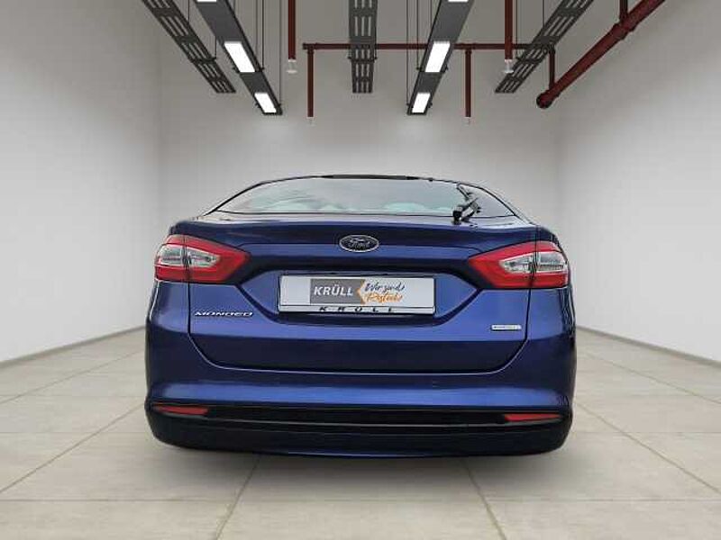 Ford Mondeo Titanium+Navi+Winterräder