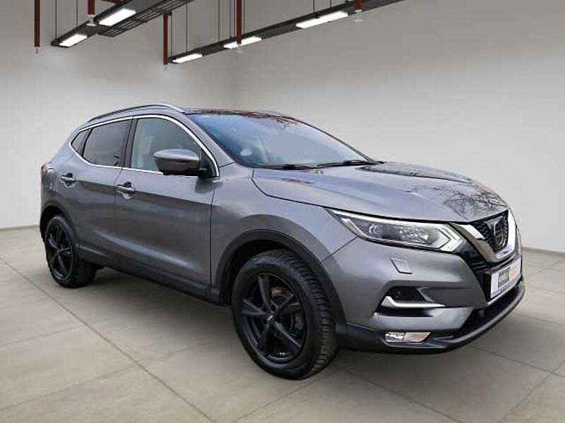 Nissan Qashqai Tekna +LED+PANO+8-FACH+