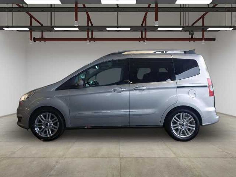 Ford Tourneo Courier Titanium +Allwetter+