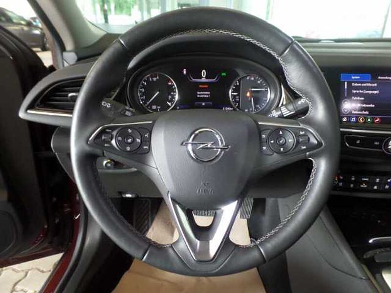 Opel Insignia Business INNOVATION 4x4+LED+AHK+Leder